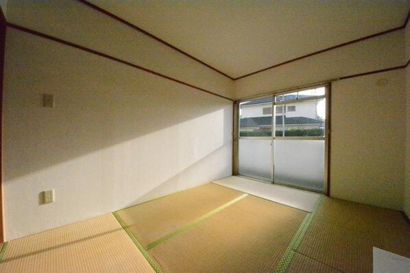 レジデンス第7石川の物件内観写真